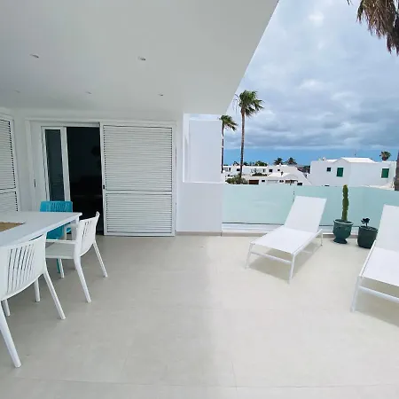 Puerto Del Carmen, Casa Mama Apartment